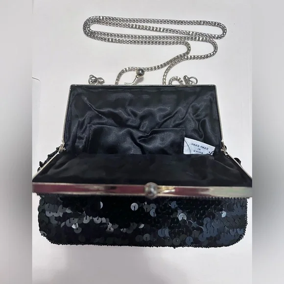 💥Vintage💥 Rare ‘80s La Regale Beaded Sequined Holiday Kiss-Close Clutch Purse - Picture 3 of 6